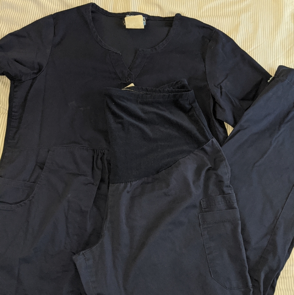 Buttersoft Navy Maternity Scrub Set